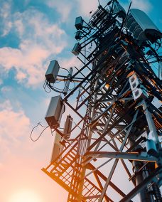 5G global network technology communication antenna tower for wir